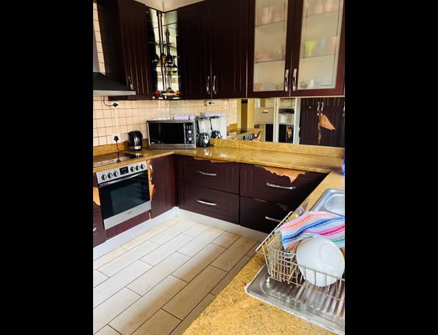 14 BEDROOM BED & BREAKFAST FOR SALE IN AMALINDA